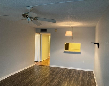 4908 38th Way S - Photo Thumbnail 4