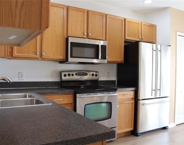 16320 Swan View Circle - Photo Thumbnail 7
