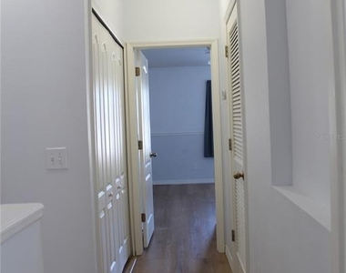 16320 Swan View Circle - Photo Thumbnail 22