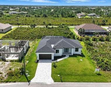 8348 Walden Street - Photo Thumbnail 4
