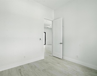 8348 Walden Street - Photo Thumbnail 35