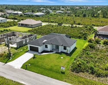 8348 Walden Street - Photo Thumbnail 5
