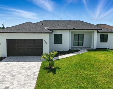 8348 Walden Street - Photo Thumbnail 3