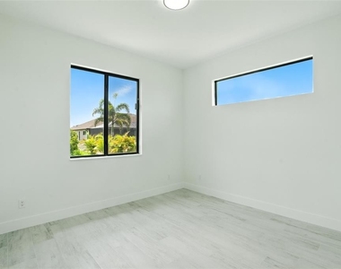 8348 Walden Street - Photo Thumbnail 36