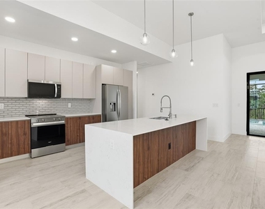 9402 Arrid Circle - Photo Thumbnail 19