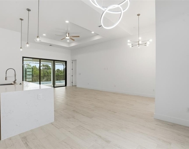 9402 Arrid Circle - Photo Thumbnail 25