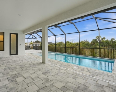 9402 Arrid Circle - Photo Thumbnail 4