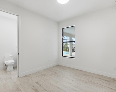 9402 Arrid Circle - Photo Thumbnail 39