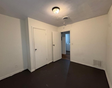 416 Sun Court - Photo Thumbnail 1