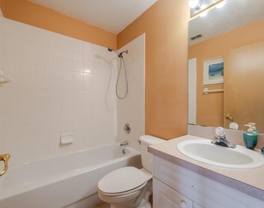 203 Coco Plum Drive - Photo Thumbnail 12