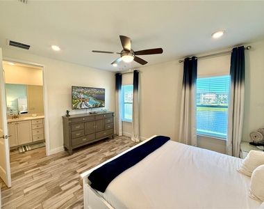 3117 Caribbean Soul Drive - Photo Thumbnail 12