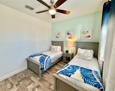 3117 Caribbean Soul Drive - Photo Thumbnail 16