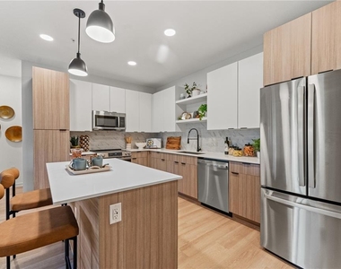 2285 Crown Village Road - Photo Thumbnail 20