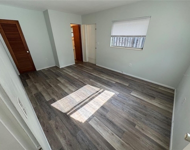 215 Park Boulevard S - Photo Thumbnail 6