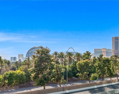 360 E Desert Inn Road - Photo Thumbnail 23