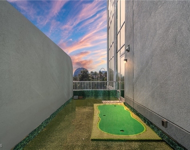360 E Desert Inn Road - Photo Thumbnail 21