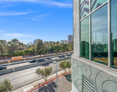360 E Desert Inn Road - Photo Thumbnail 25