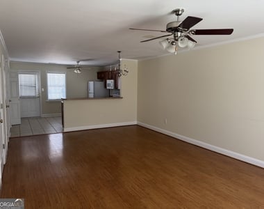 135 Logmont Trace - Photo Thumbnail 2