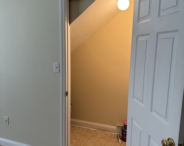 135 Logmont Trace - Photo Thumbnail 6
