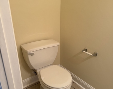 135 Logmont Trace - Photo Thumbnail 8