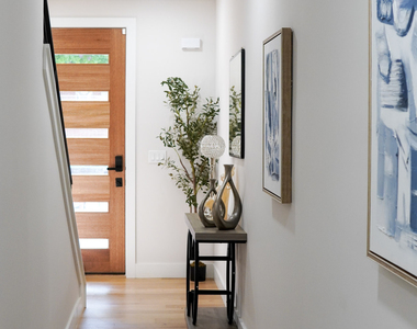 68 Boulevard Se - Photo Thumbnail 2