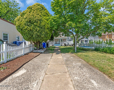 608 Lareine Avenue - Photo Thumbnail 2