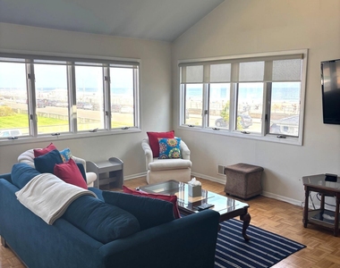 7 Lincoln Avenue - Photo Thumbnail 12