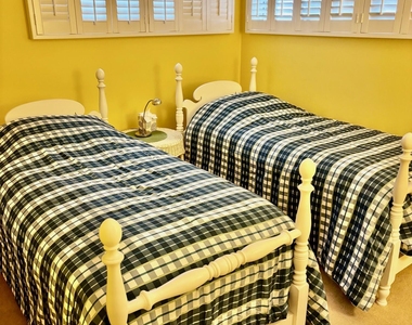 7 Lincoln Avenue - Photo Thumbnail 8