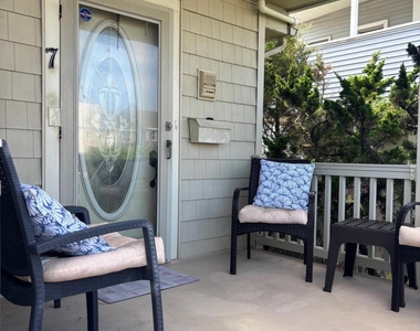 7 Lincoln Avenue - Photo Thumbnail 1