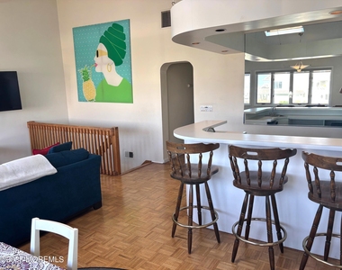7 Lincoln Avenue - Photo Thumbnail 16