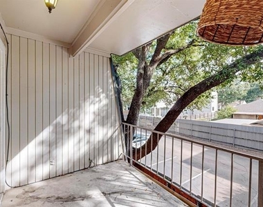 5220 Fleetwood Oaks Avenue - Photo Thumbnail 33