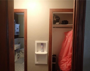 5918 La Vista Drive - Photo Thumbnail 11