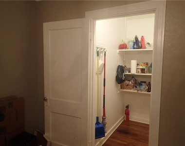 5918 La Vista Drive - Photo Thumbnail 5