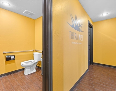 424 N State Street - Photo Thumbnail 13