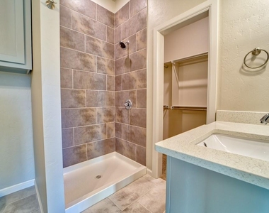 1530 S 7th Street - Photo Thumbnail 19