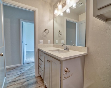 1530 S 7th Street - Photo Thumbnail 24