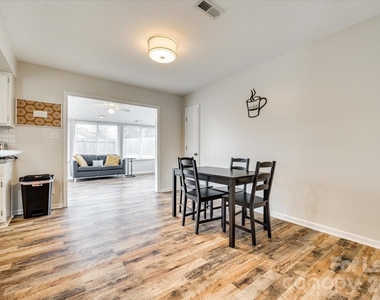 10932 Copperfield Drive - Photo Thumbnail 6