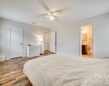 10932 Copperfield Drive - Photo Thumbnail 21
