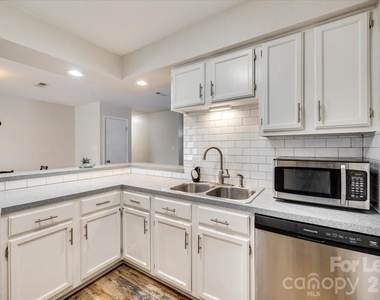 10932 Copperfield Drive - Photo Thumbnail 10