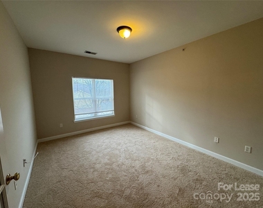11865 Ridgeway Park Drive - Photo Thumbnail 13