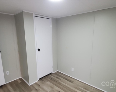 113 Sycamore Lane - Photo Thumbnail 7