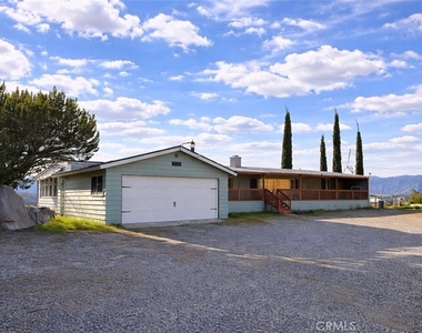 121 Larch Court - Photo Thumbnail 1