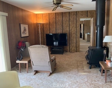 121 Larch Court - Photo Thumbnail 9