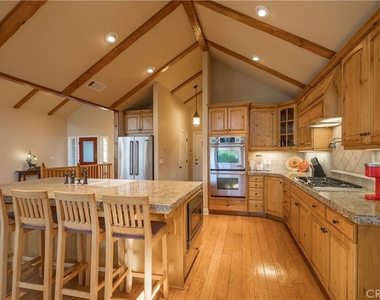 173 Grizzly Road - Photo Thumbnail 10