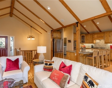 173 Grizzly Road - Photo Thumbnail 7