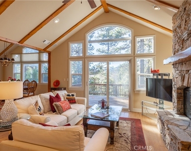 173 Grizzly Road - Photo Thumbnail 3