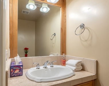 173 Grizzly Road - Photo Thumbnail 11