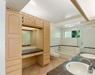 1054 Enchanted Way - Photo Thumbnail 27