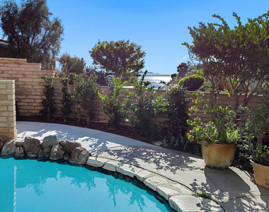 1054 Enchanted Way - Photo Thumbnail 13