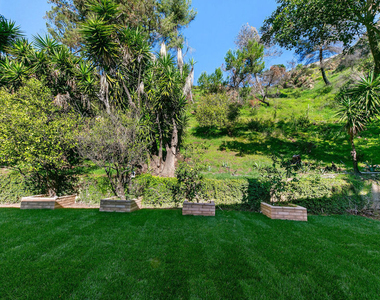 1054 Enchanted Way - Photo Thumbnail 33